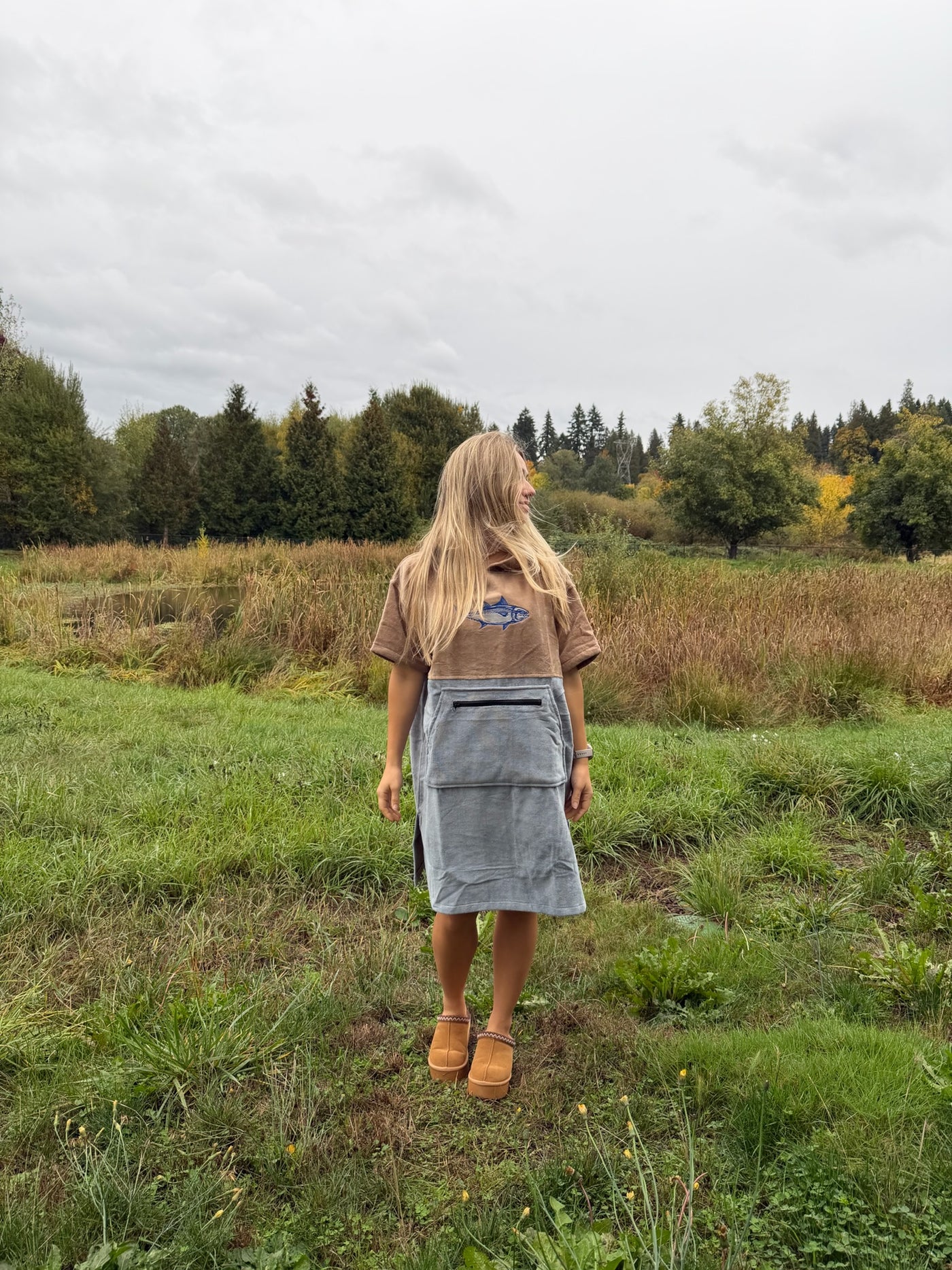 Brown/Grey Tuna Poncho