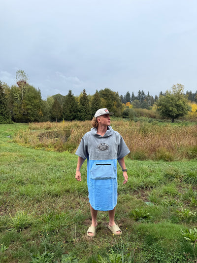 Grey/Baby Blue Crab Poncho