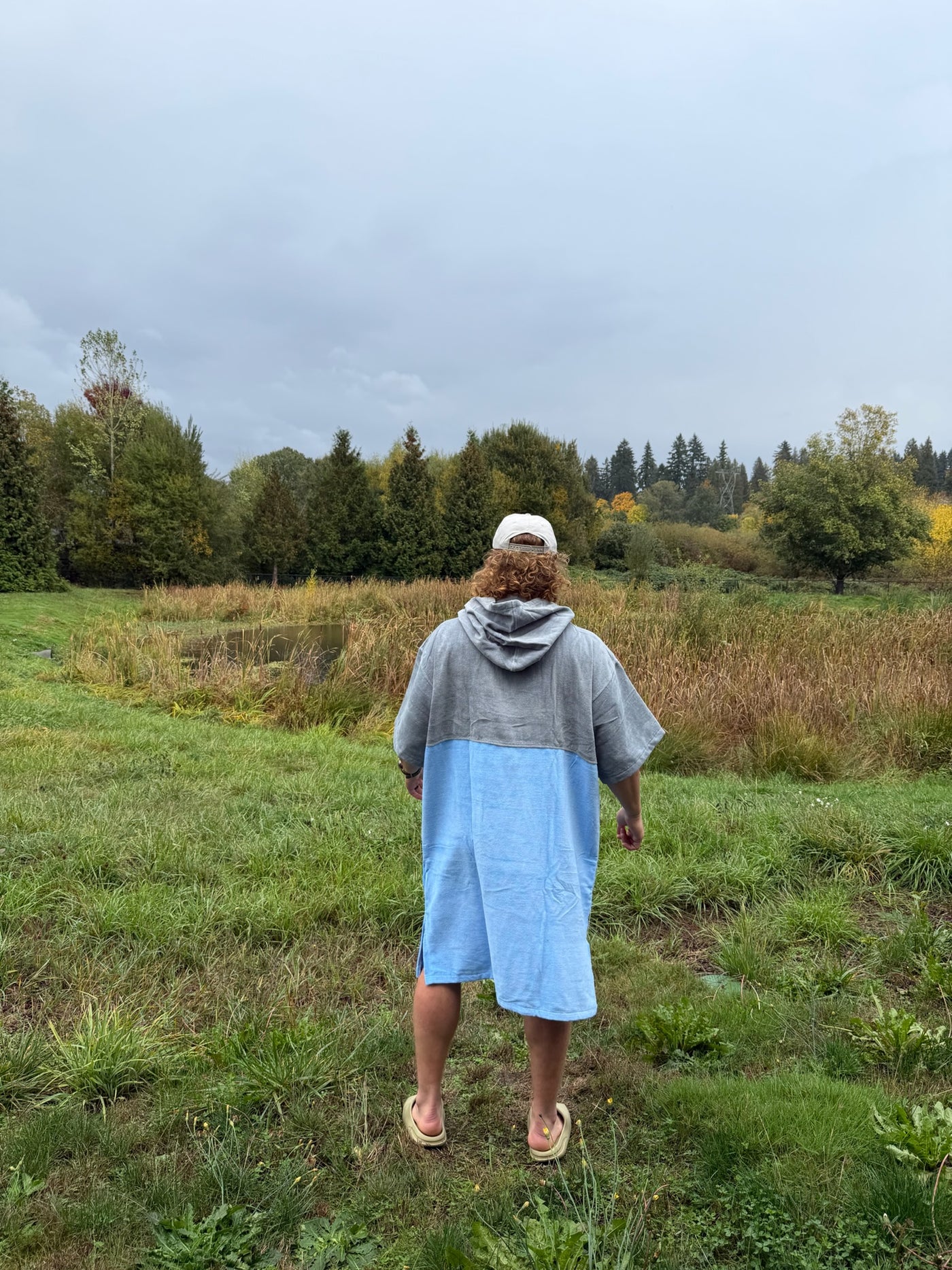 Grey/Baby Blue Crab Poncho