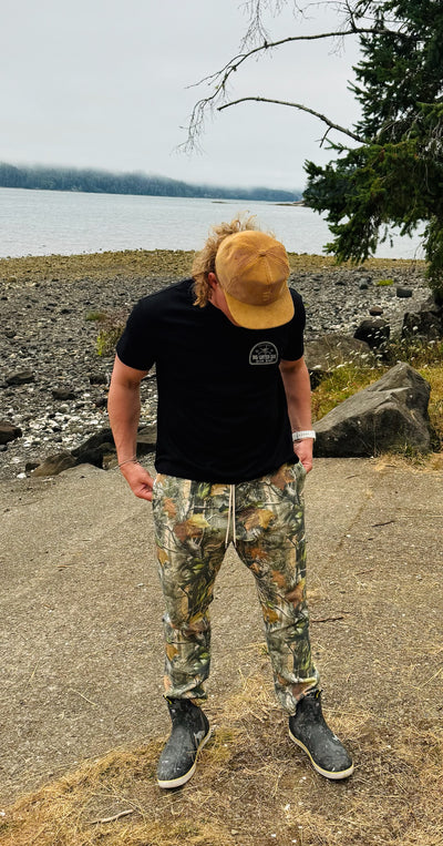 Black Dive shop T-shirt